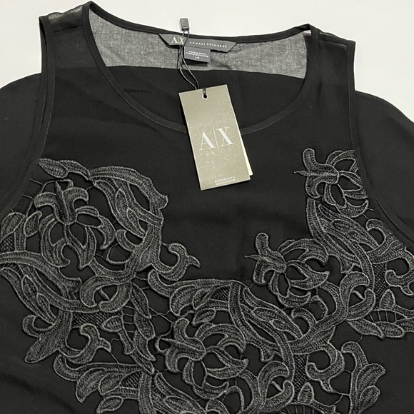 NWT - Armani Exchange lace appliqué blouse - size L - Picture 8 of 14